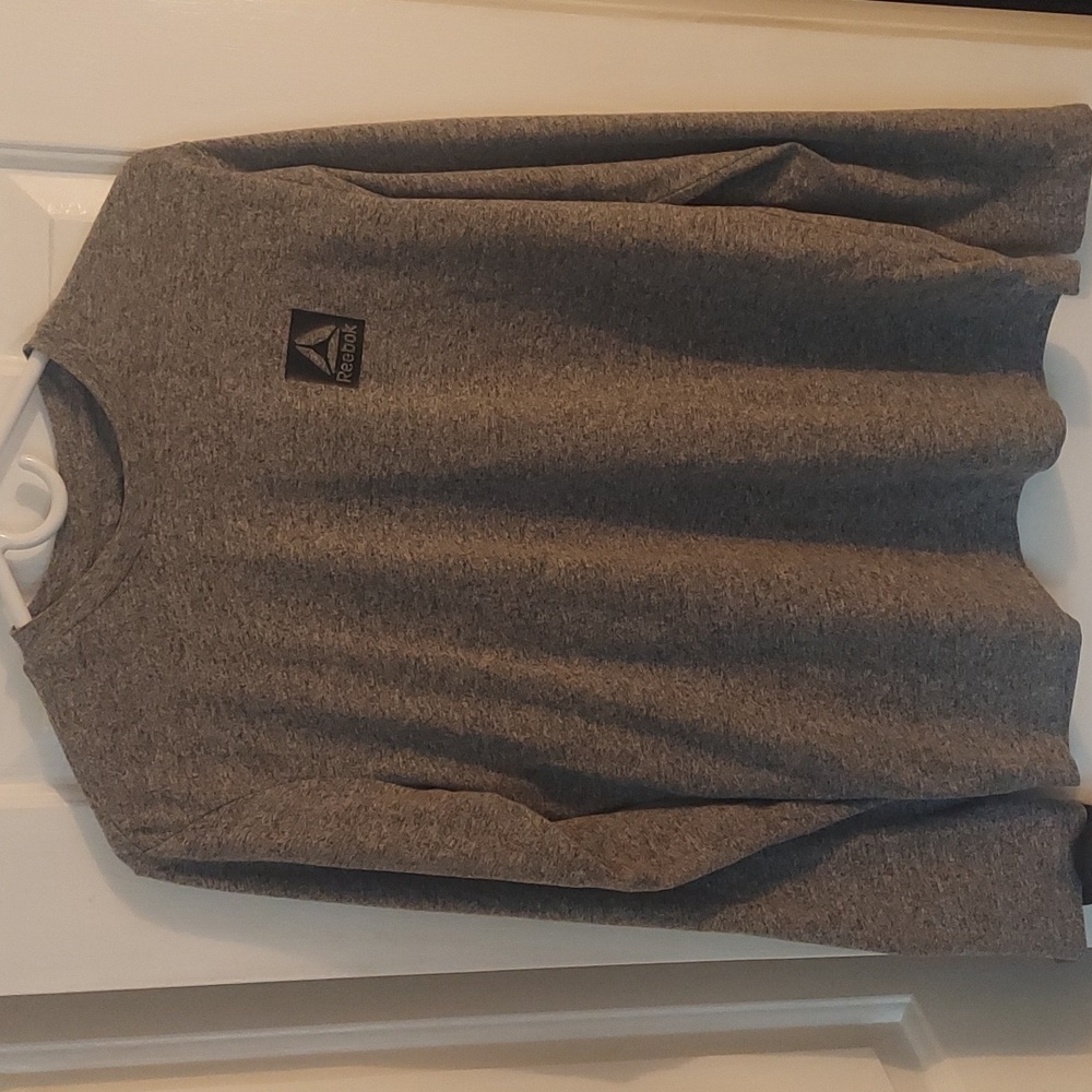 Boys Long sleeve Reebok tshirt